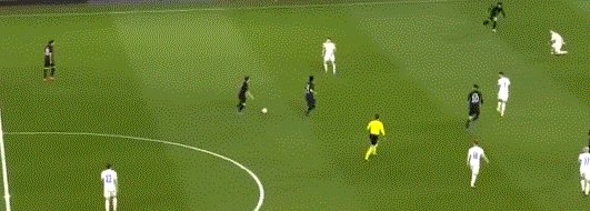 1616706121056048390.gif 6988.gif